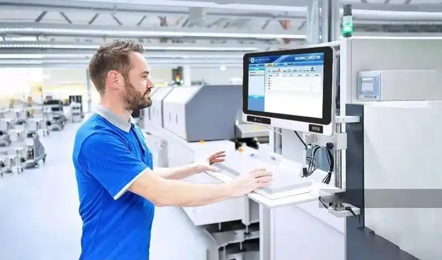 工業(yè)級嵌入式一體機(jī)在MES系統(tǒng)設(shè)備中的應(yīng)用